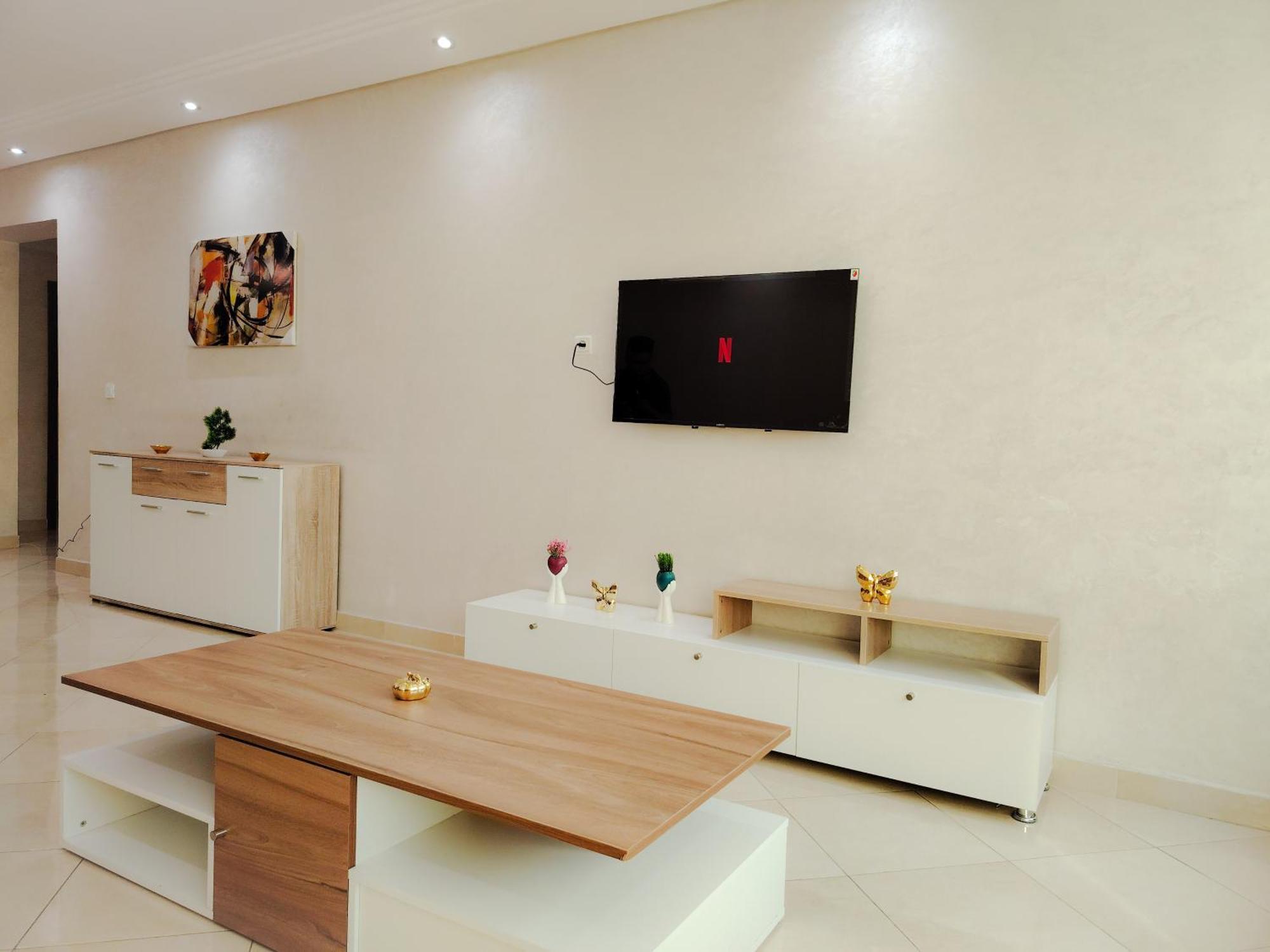 Nouveau Appartement Prestige Avec Vue Paronamique Tánger Exterior foto