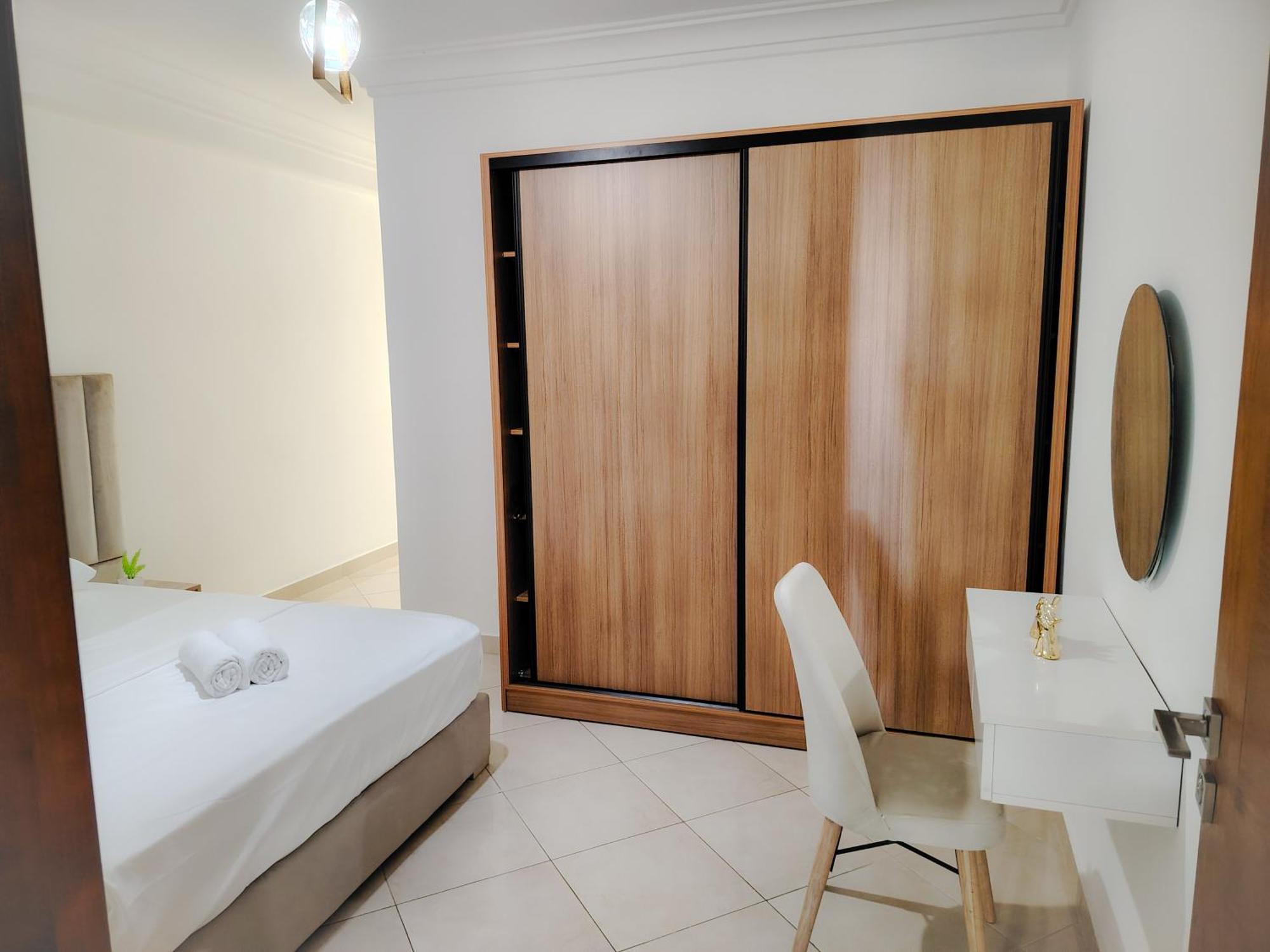 Nouveau Appartement Prestige Avec Vue Paronamique Tánger Exterior foto